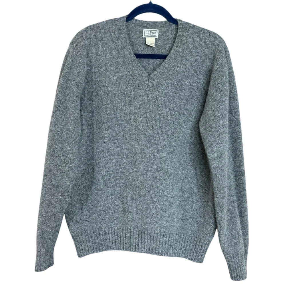 L.L. Bean 100% Shetland Wool V-Neck Long Sleeve Sweater Size L